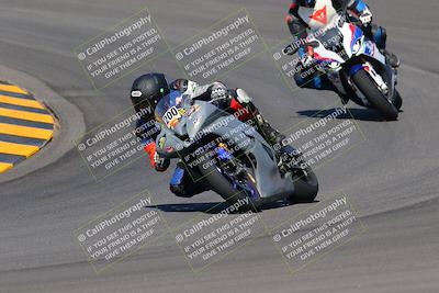 media/Oct-09-2022-SoCal Trackdays (Sun) [[95640aeeb6]]/Turns 9 and 10 (1050am)/